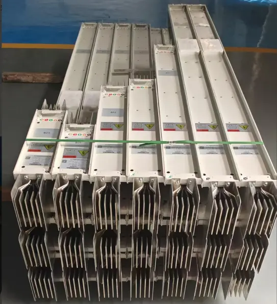 Un nouveau choix pour une distribution d'énergie efficace : l'approvisionnement direct des fabricants chinois de barres omnibus alimente les mises à niveau des usines et des complexes commerciaux