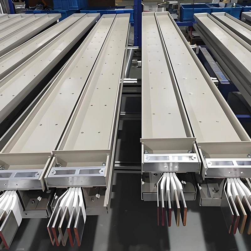 Busway fermé à courant élevé